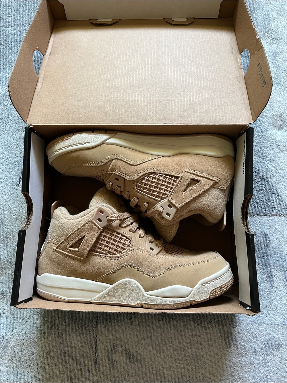 Jordan Kids Retro Basketball Sneakers - Tan/Cream